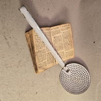 hulske-hvidemaljeret-gammelt-dansk-køkkengrej